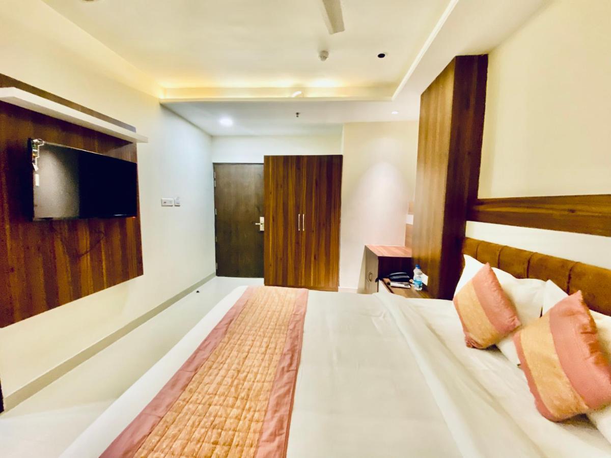 Stay Near Golden Temple By An Hotels Amritsar Exterior foto